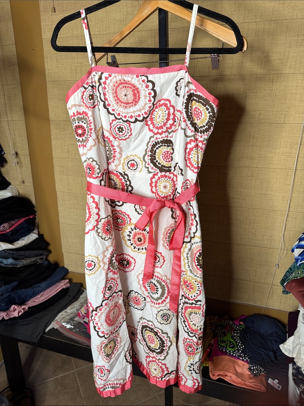 Dressbarn Medallion Floral Sundress Size 10 Cotton A-Line Ribbon Belt - Picture 4 of 12
